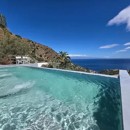 Apartment Suite Apartments Branco - Infinity Pool & Sea View - 5 Minuti Dal Centro
